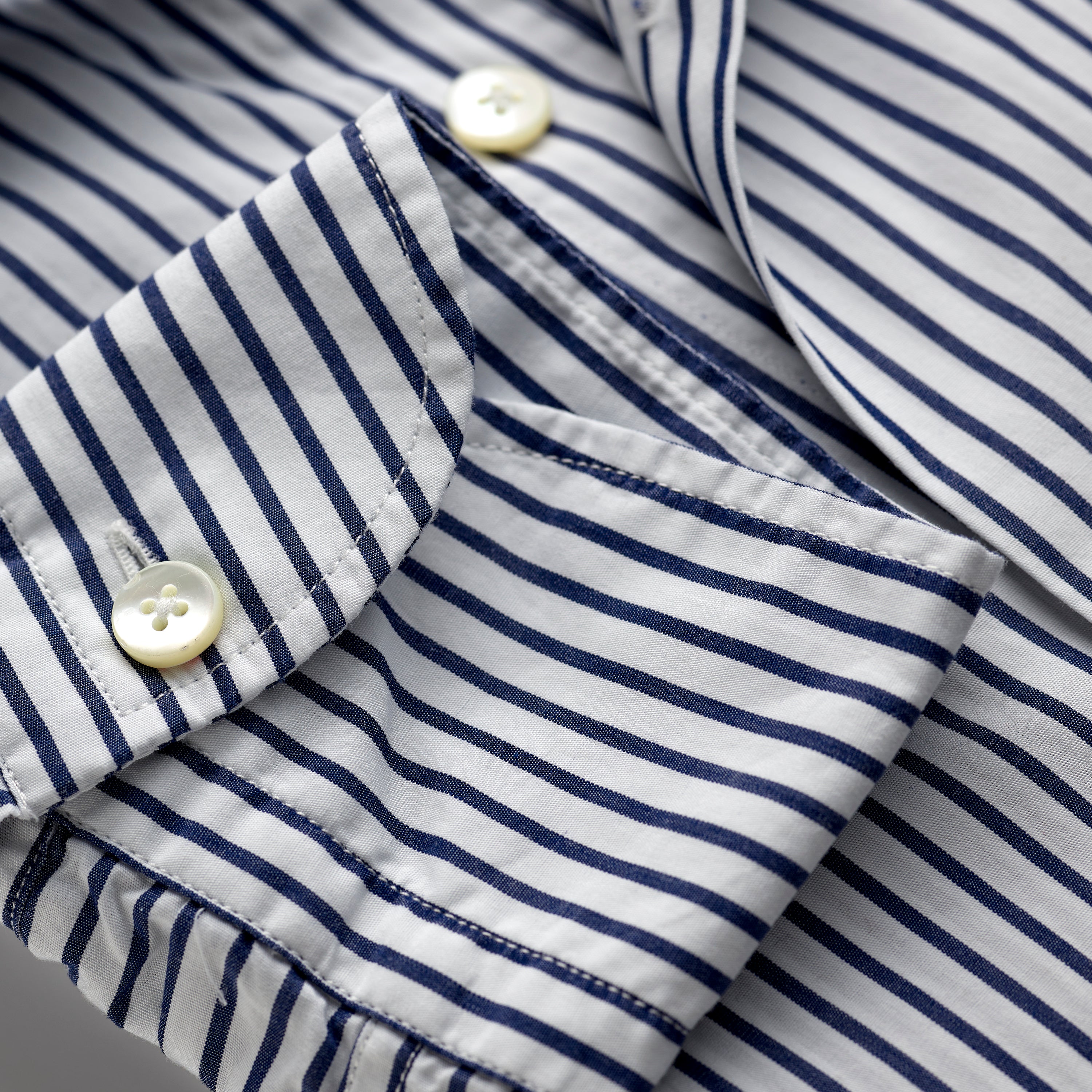 Spread Collar Cotton Shirt in White & Indigo Stripes