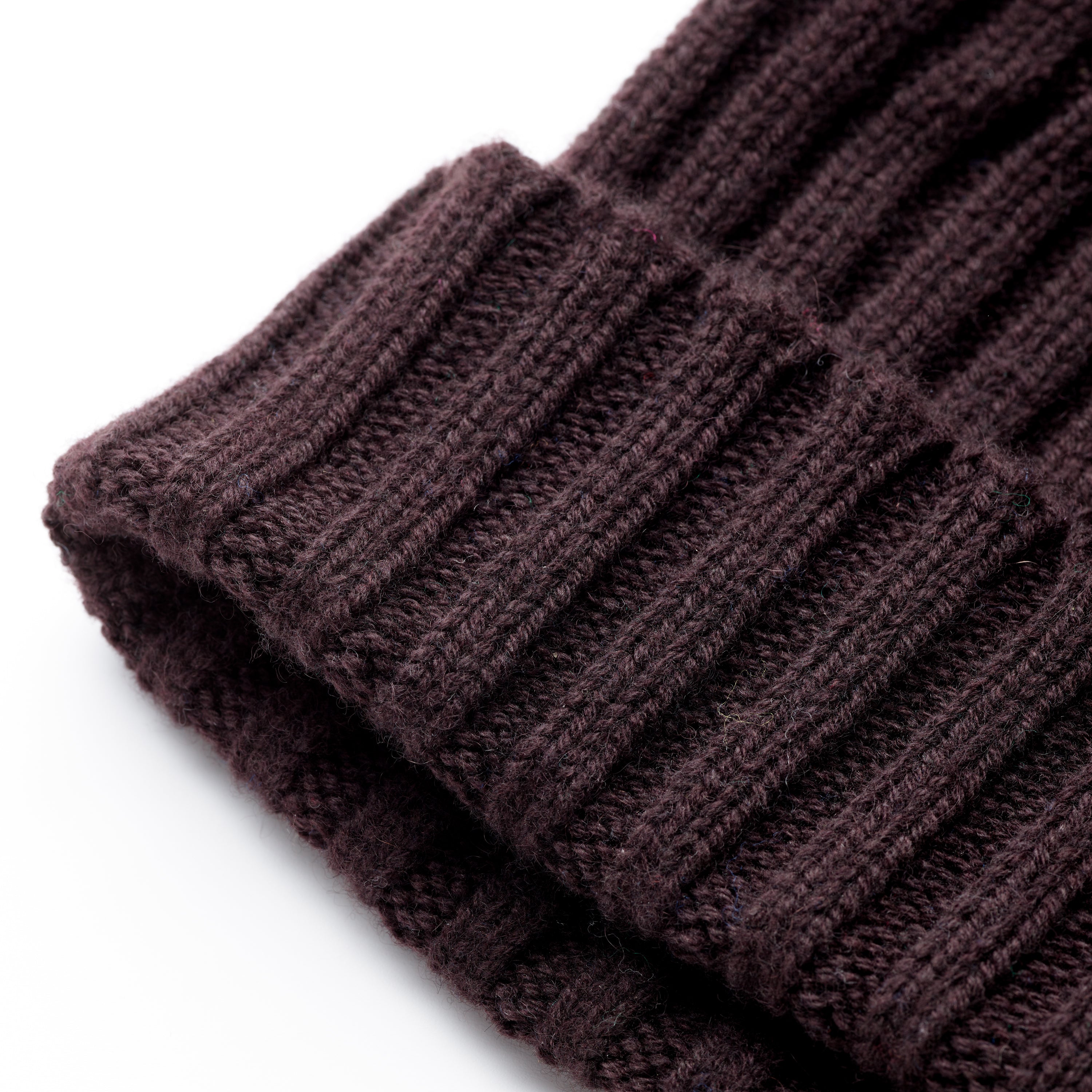 Corgi Cashmere Ribbed Knitted Cap Brown